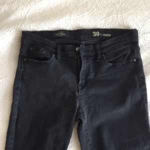 Faded Black Ankle Jeans